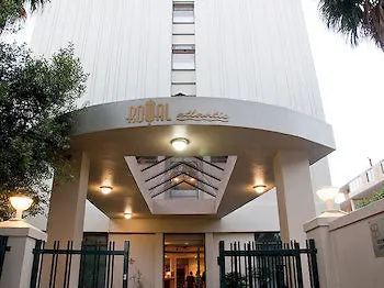 Royal Atlantic Aparthotel Cape Town 3*,