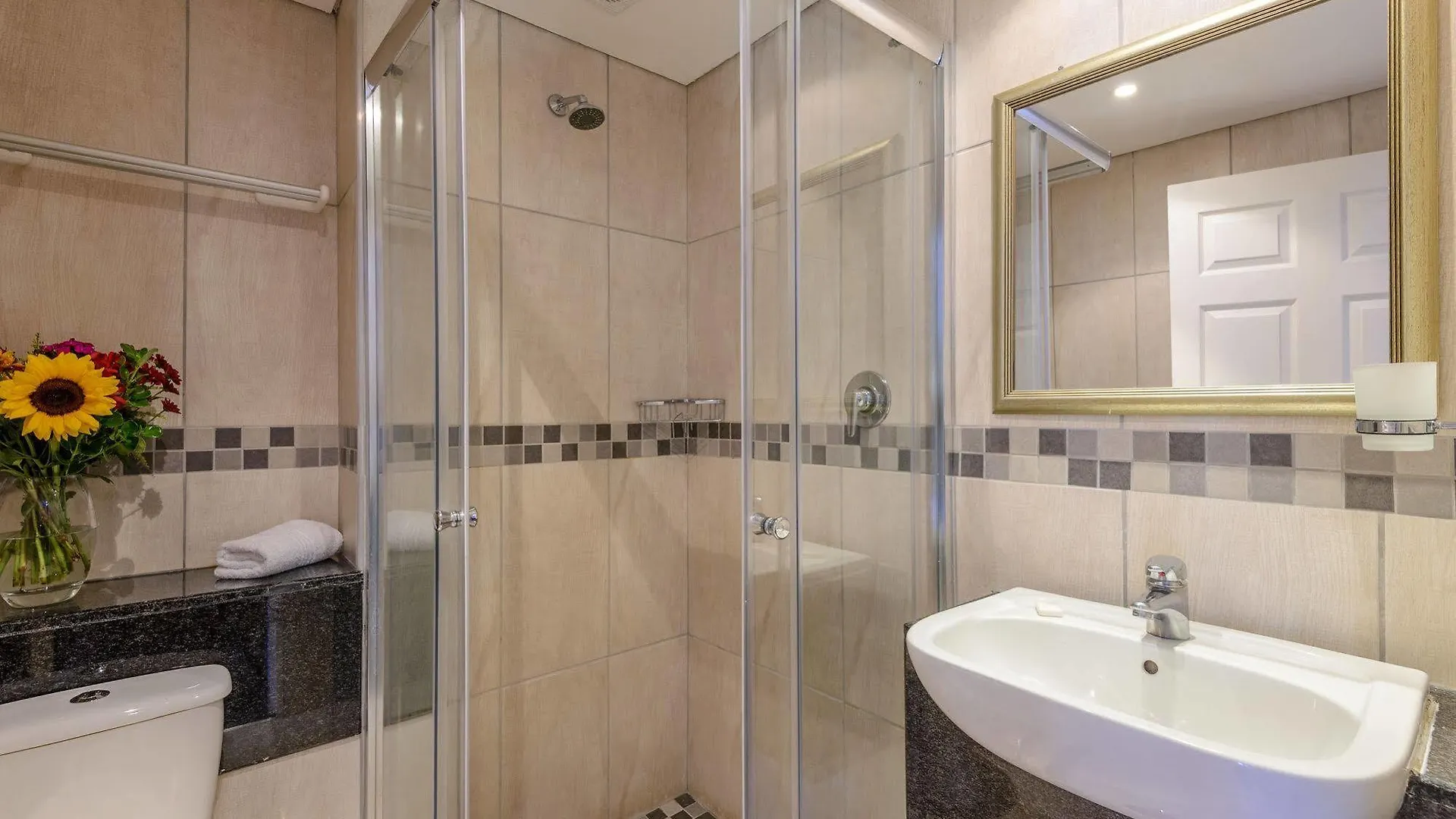Royal Atlantic Aparthotel Cape Town